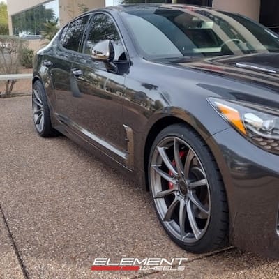 20 inch Staggered Ace Alloy AFF05 in Space Grey on a 2022 Kia Stinger GT