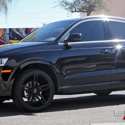 20x9 XIX X33 Matte Black on a 2017 Audi Q3 w/ Specs
