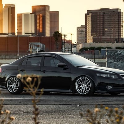 Avant GardeM359 in Hyper Silver on an Acura TL