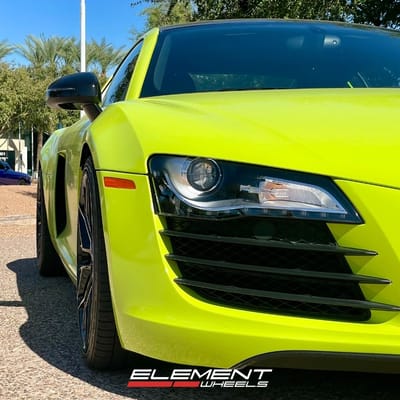 Staggered 19 inch Variant Radon in Gloss Black on a 2009 Audi R8