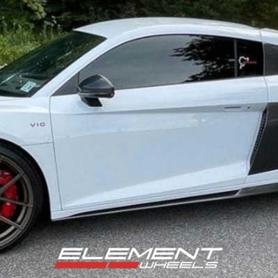 Staggered 20 Inch Ferrada Forge-8 FR8 in Matte Bronze on a 2021 Audi R8