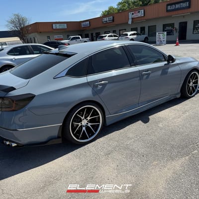 20 inch Ferrada FR2 Machine Black w/Chrome Lip on a 2021 Honda Accord Sedan