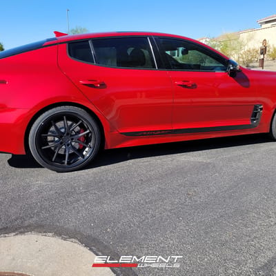 Staggered 20 inch Ferrada FR2 in Matte Black w/ Gloss Black Lip on a 2021 Kia Stinger GT
