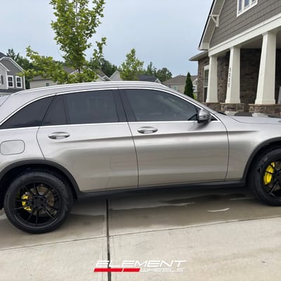 19 inch Dolce Performance Vain in Gloss Black on a 2022 Mercedes-Benz GLC 300