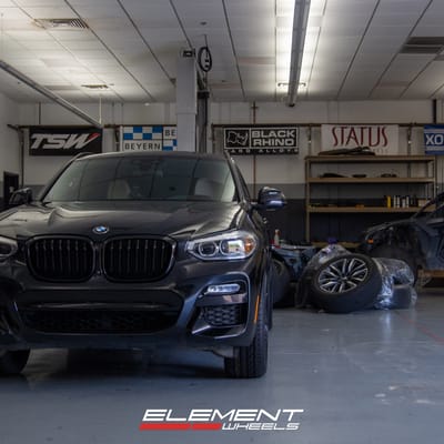 Staggered 20 Inch Giovanna Caleb in Gloss Black on a 2019 BMW X4
