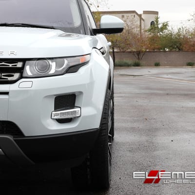 Black Di Forza BM13 Wheels on 2013 Land Rover Evoque w/ Specs