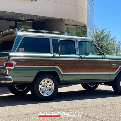 16 Inch American Racing AR172 Baja in Polished on a 1979 Jeep Wagoneer