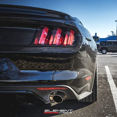 20 inch Staggered Vertini RF1.6 Gloss Black Brush Tint on a 2016 Ford Mustang GT w/ Specs