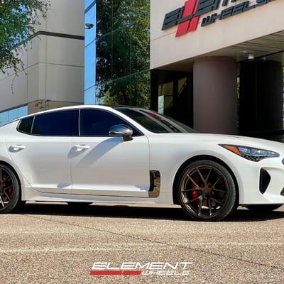 20 inch Aodhan AFF7 in Matte Bronze on a 2018 Kia Stinger GT