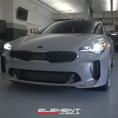 Staggered 20 Inch Lexani Shadow in Chrome on 2021 Kia Stinger GT2