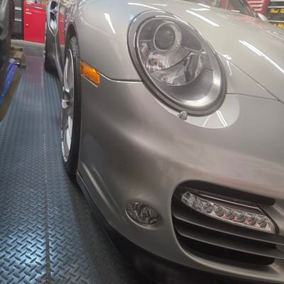 Staggered 19 inch Ruger Mesh in Liquid Silver on a 2010 Porsche 911 Carrera 997 Turbo