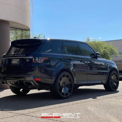 24 inch Koko Kuture Sicily in Gloss Black on a 2020 Land Rover Range Rover Sport