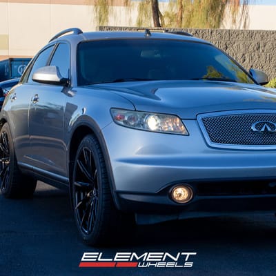 22 inch Lexani CSS-15 Black Machined Tips on a 2004 Infinity FX35