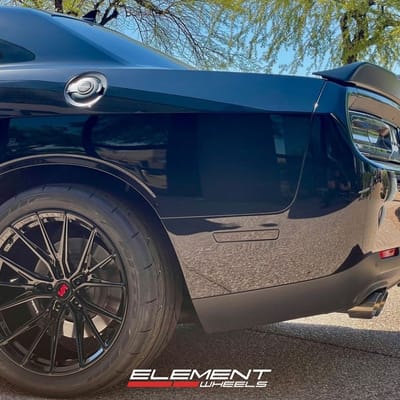 20 inch Staggered Variant Rian in Gloss Black  on a 2023 Dodge Challenger