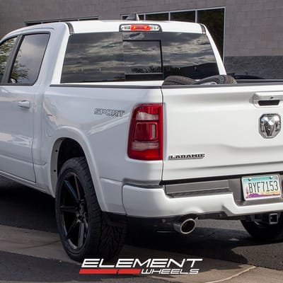22 inch Status Journey Gloss Black on a 2020 Ram 1500 2WD