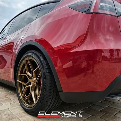 20 Inch Rohana RFX11 Brushed Bronze on a 2020 Tesla Model Y Performance