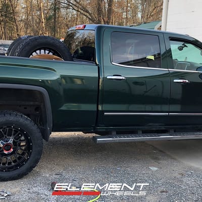 20 inch XD Series XD842 Snare Gloss Black w/ Gray Tint on a 2016 GMC Sierra 2500