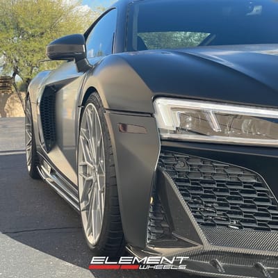 20 and 21 inch Staggered Variant Maxim in Gloss Silver on a 2021 Audi R8