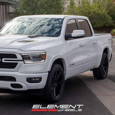 22 inch Status Journey Gloss Black on a 2020 Ram 1500 2WD