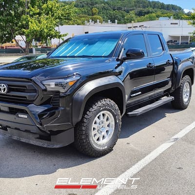 17 inch Method MR301 in Machined w/ Clearcoat on a 2024 Toyota Tacoma