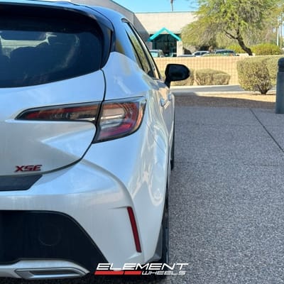 18 inch AVID.1 AV-06 Gloss Black on 2020 Toyota Corolla
