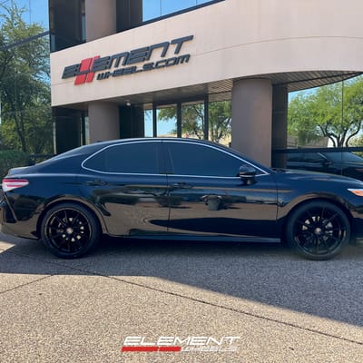 20 inch Curva Concepts CFF46 in Gloss Black on a 2019 Toyota Camry