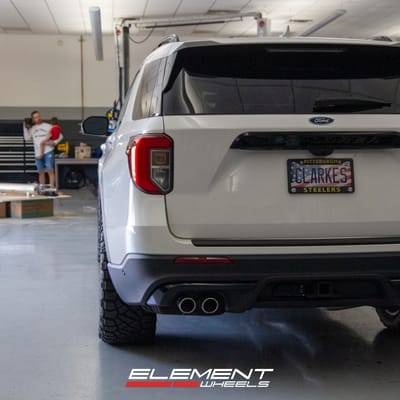 20 Inch Variant Radon in Satin Bronze on a 2021 Ford Explorer ST