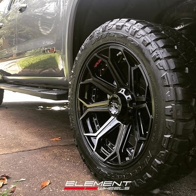 22x10 4Play 4P80 on 2020 GMC Sierra 1500 AT4 Leveled