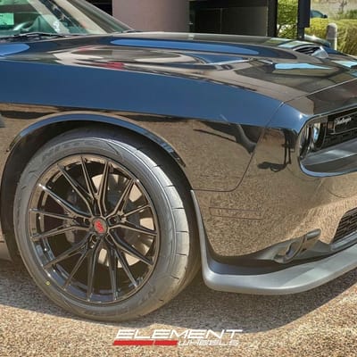 20 inch Staggered Variant Rian in Gloss Black  on a 2023 Dodge Challenger
