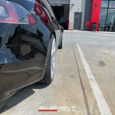 22 inch Staggered Blaque Diamond BD-F25 Brushed Silver on a 2022 Tesla Model S Long Range