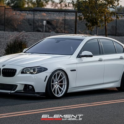 20 inch Staggered Variant Argon Silver Mirror 2015 BMW 535i (Stanced Fitment)