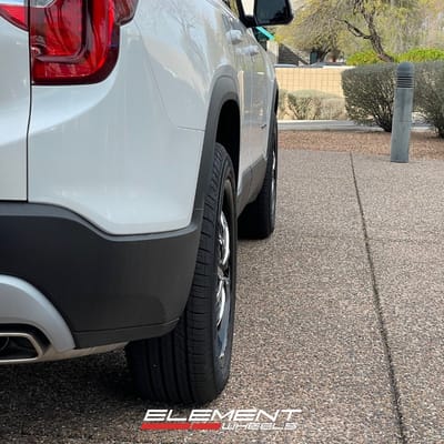 20 Inch Diablo Angel in Black w/ Chrome Inserts on a 2023 GMC Acadia