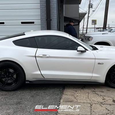 Staggered 20 Rohana RFX15 in Gloss Black on a 2017 Mustang GT