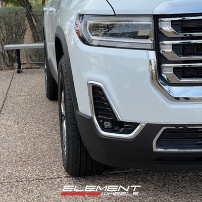 20 Inch Diablo Angel in Black w/ Chrome Inserts on a 2023 GMC Acadia