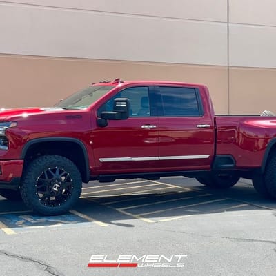 22 inch Hostile H402 Diablo in Asphalt on a 2024 Chevrolet Silverado 3500HD Dually