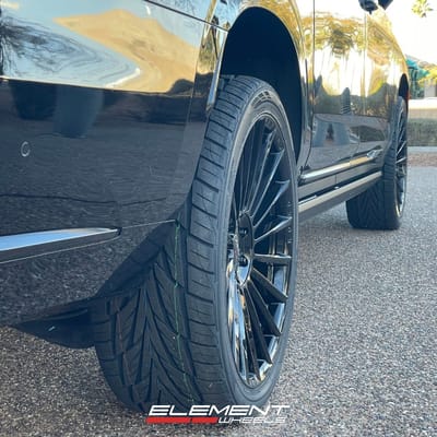 24 Inch Koko Kuture Urfa FF in Gloss Black on a 2022 Cadillac Escalade