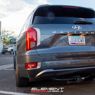 20 inch Varro VD06X Gloss Black on a 2021 Hyundai Palisade