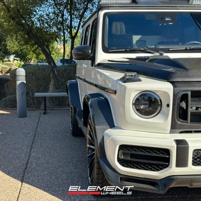 24 inch Koko Kuture Urfa FF Gloss Black on a 2021 Mercedes Benz G63 AMG Widebody