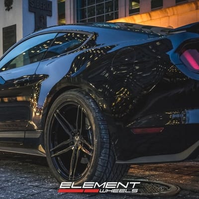 20 inch Staggered Vertini RF1.6 Gloss Black Brush Tint on a 2016 Ford Mustang GT w/ Specs