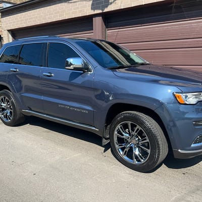 20 inch Performance Replica PR137 Black Chrome on 2020 Jeep Grand Cherokee