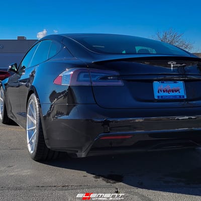 Staggered 20 Inch Variant Argon in Machined Silver on a 2022 Tesla Model S PLAID