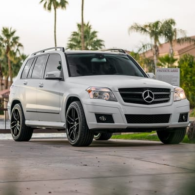Mercedes GLK350 with Variant Krypton Gloss Piano Black