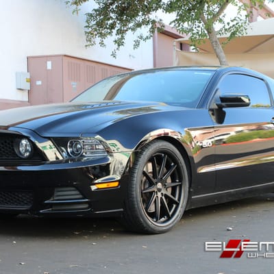 XIX X31 Black Wheels on 12 Ford Mustang GT500 w/ Specs