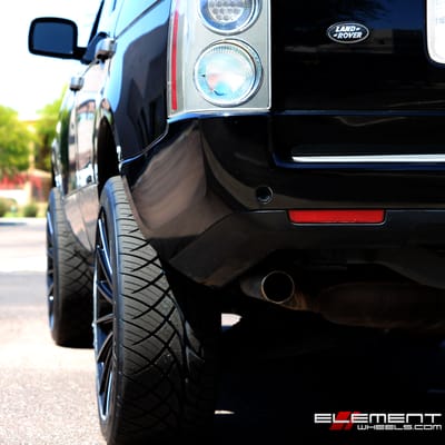 22x10 Lexani Pegasus Gloss Black w/Machined Grooves on 2006 Range Rover HSE w/ Specs