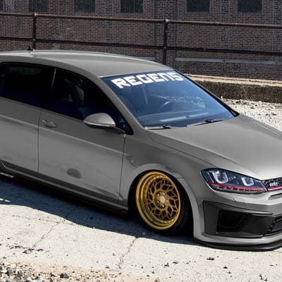 18 inch Regen5 R32 Brushed Gold on 2013 Volkswagen Golf