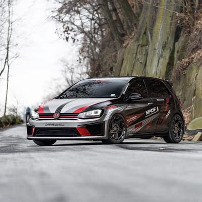 18 inch Regen5 R35 Matte Double Black on 2017 Volkswagen Golf