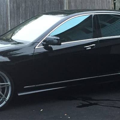 22 inch Staggered Blaque Diamond BD-1 Silver w/ Polished Face on 2010 Mercedes Benz S550 w/ Specs