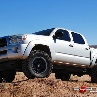 Fuel Anza Matte Black w/ Anthracite Ring on 2006 Toyota Tacoma w/ specs