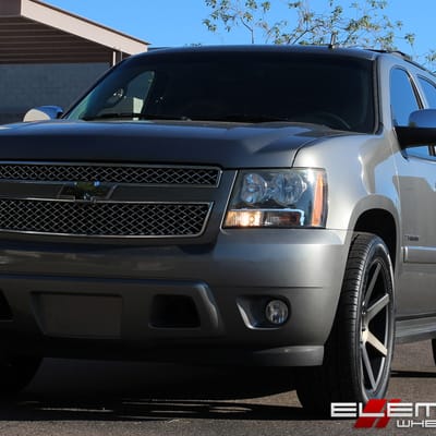 22 inch DUB Future Black/Machined w/ Dark Tint on 2007 Chevy Tahoe w/ Specs