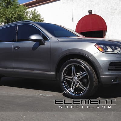 Lexani LX15 22x9 Black w/Machined Face Wheels on 2012 VW Touareg w/ Specs